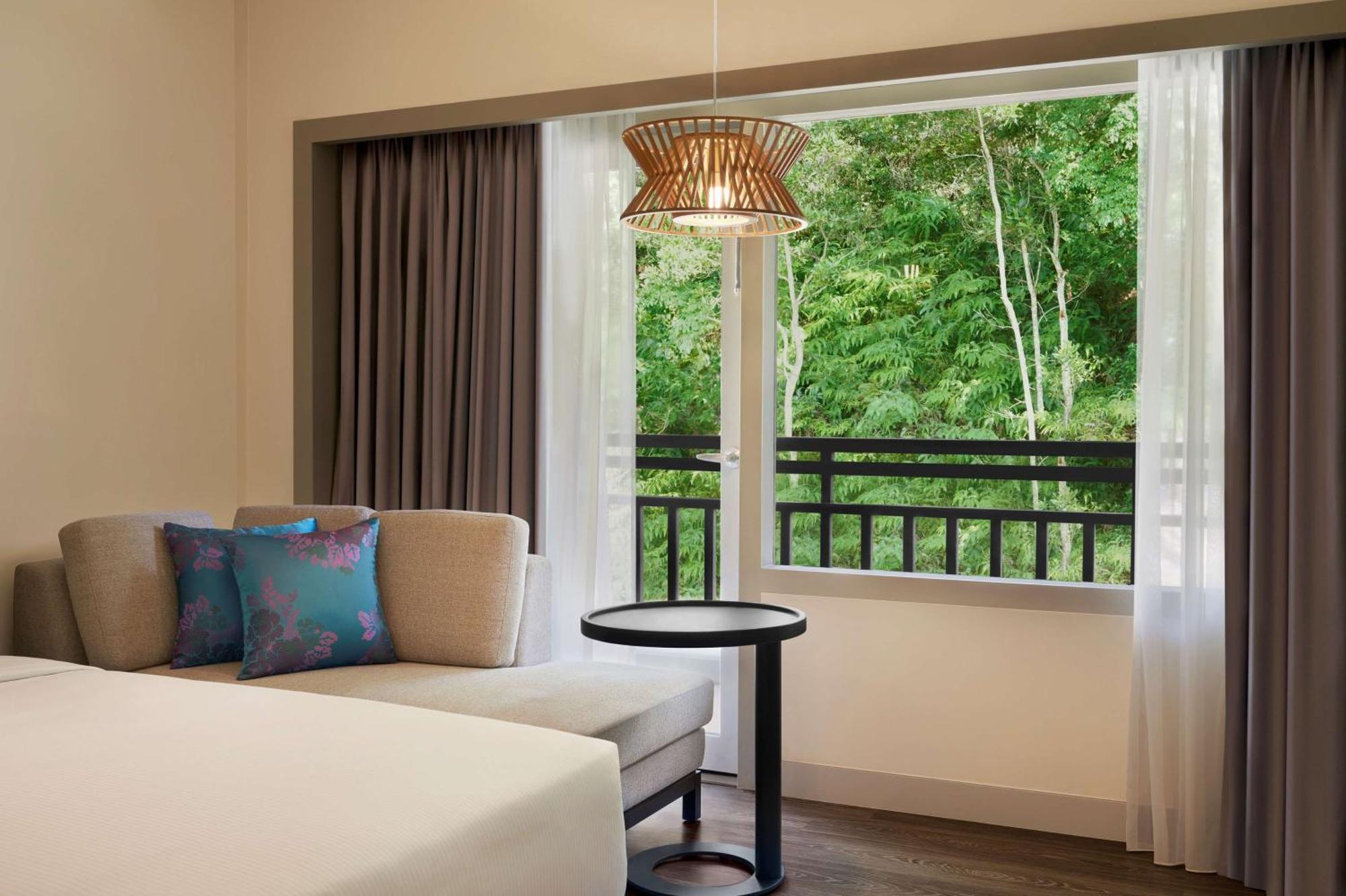 Hotel Doubletree By Hilton Damai Laut Lumut Esterno foto