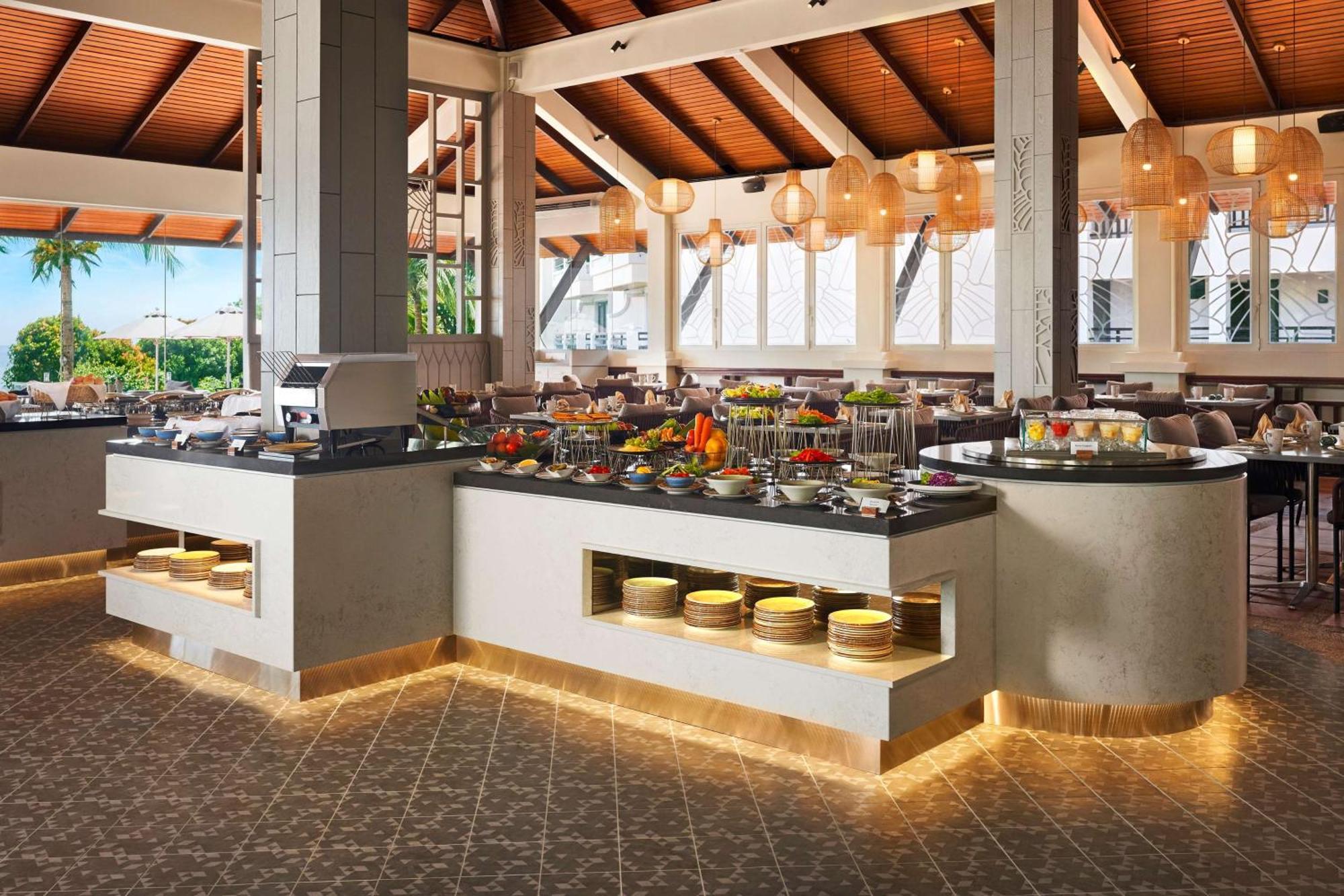 Hotel Doubletree By Hilton Damai Laut Lumut Esterno foto